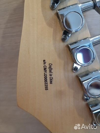 Электрогитара