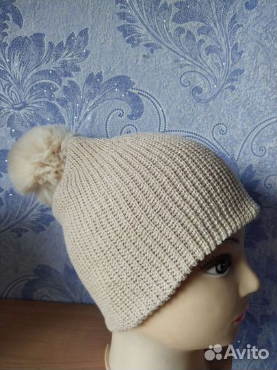 Шапка с помпоном унисекс