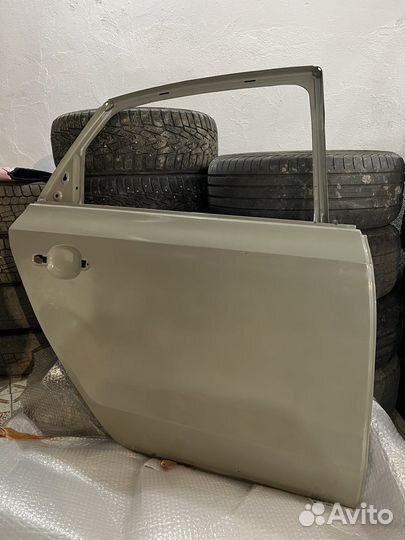 Дверь Фольксваген поло