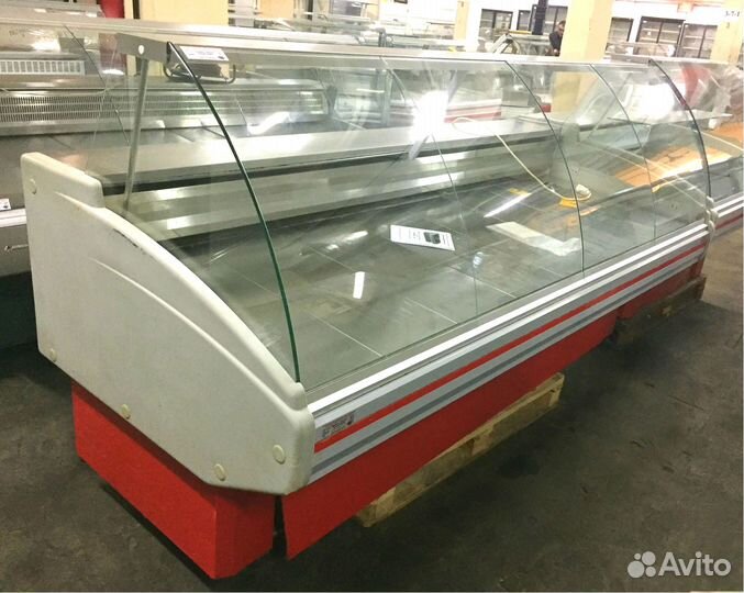 Холодильная витрина бу