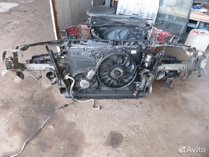 Диффузор вентилятора Audi Q7