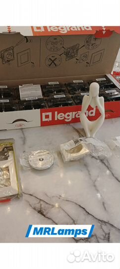 Розетки и выключатели 220в Legrand Valena (Оригина