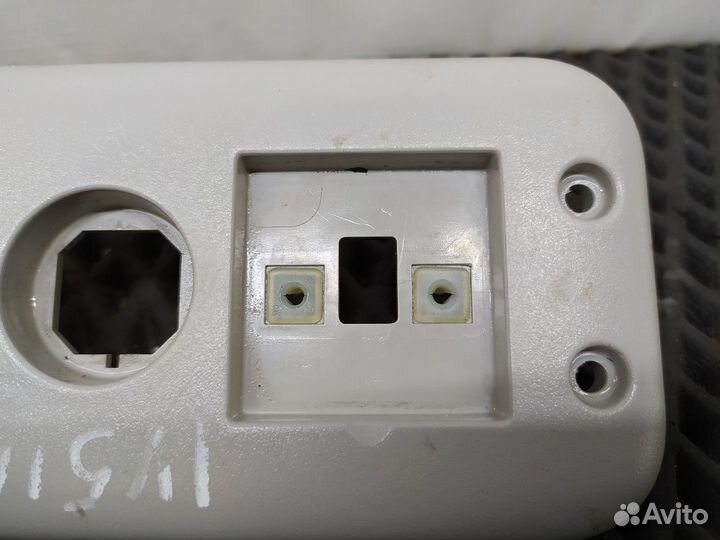 504182283 Накладка плафона салонного Iveco Stralis