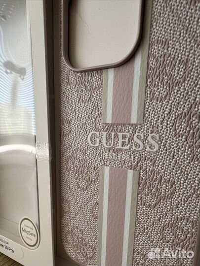 Чехол на iPhone 14 pro guess