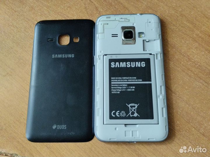 Samsung Galaxy A6, 4/32 ГБ