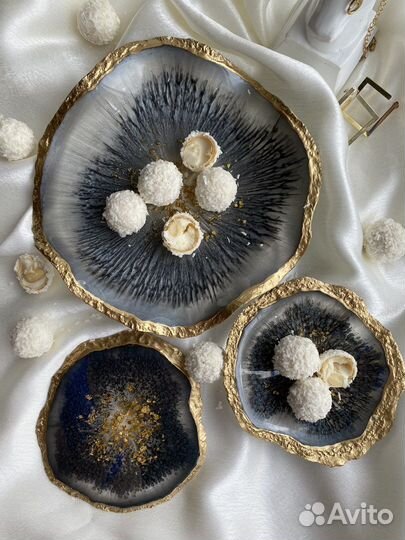 Набор блюдо и подставки из эпоксидной смолы