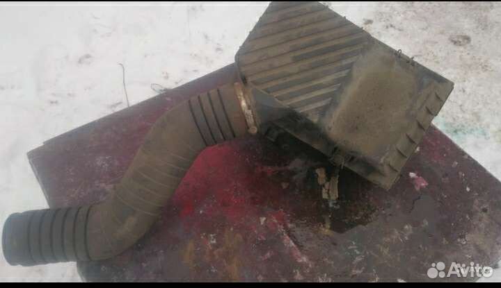 Корпус фильтра в сборе Фольксваген Пассат В3 В4