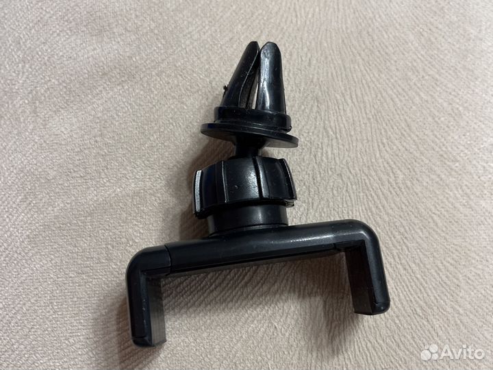 Крепление для телефона в машину