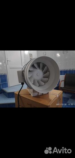 Канальный вентилятор 200мм 900м3