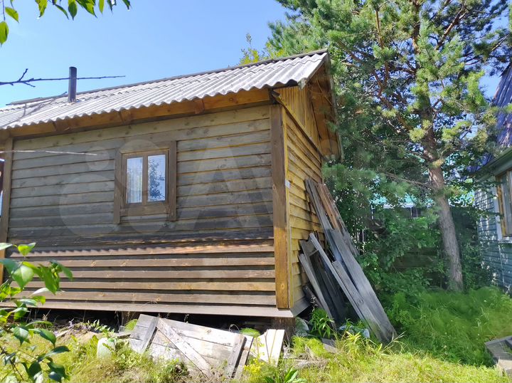 Дача 60 м² на участке 10 сот.