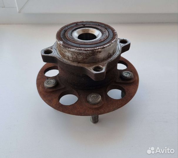 Ступица задняя Honda CR-V 2019 42200-TLA-A51