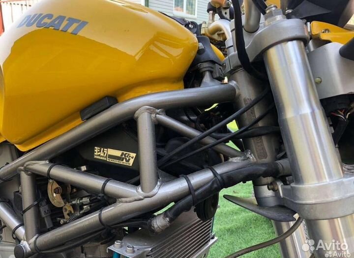 Ducati Monster 900 i e