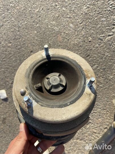 Передние стойки в сборе BMW e46