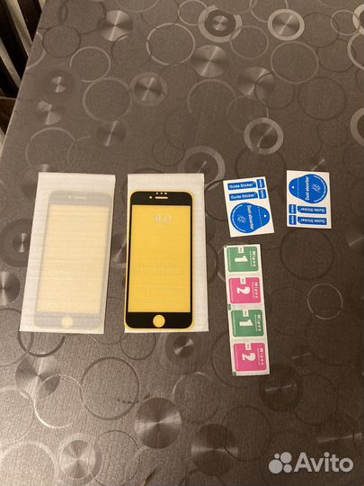 Защитное стекло iPhone 7