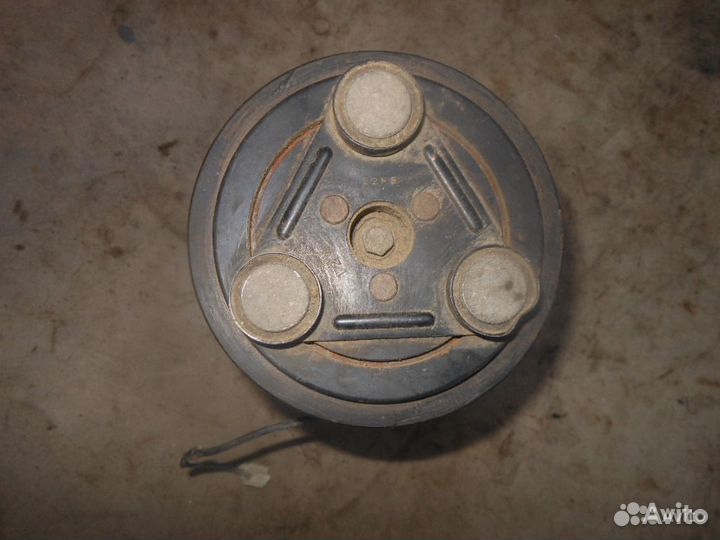 Компрессор кондиционера Mazda 3 BK (2003-2009) 2.0