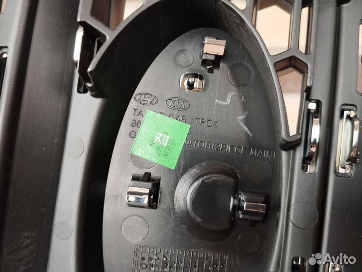 Новая Решётка радиатора Kia Picanto 2 Оригинал