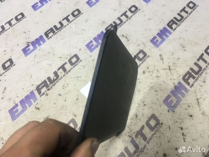 Заглушка заднего прав. фонаря Шевроле Ланос седан