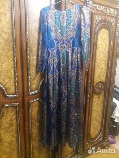 Платье Yves Saint Laurent