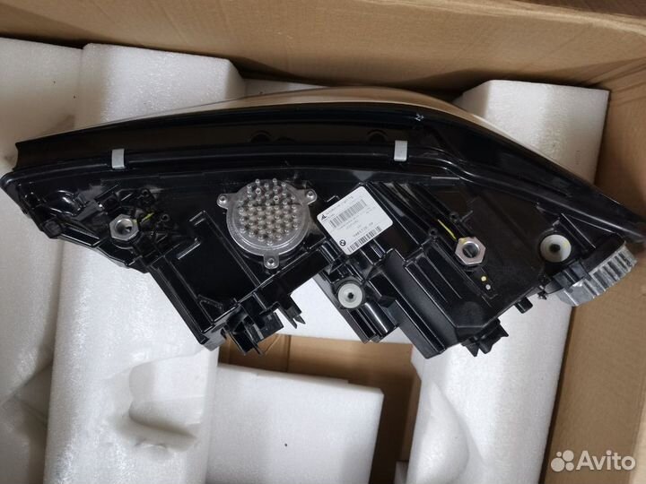 Фара передняя правая BMW g20