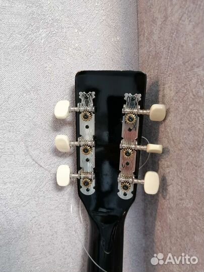 Акустическая гитара adams