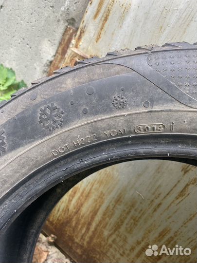 Kumho I'Zen RV Stud KC16 255/60 R18