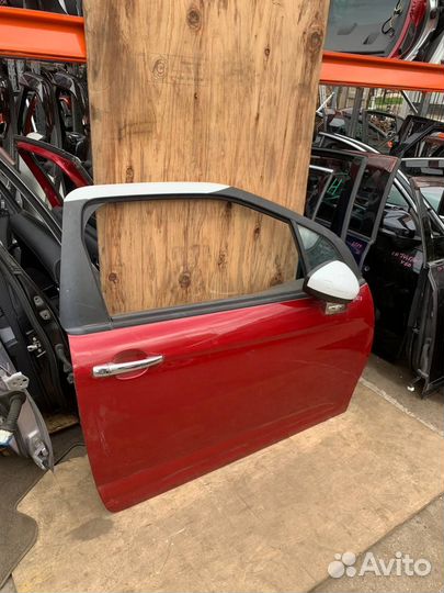 Дверь передняя правая Ситроен DS 3