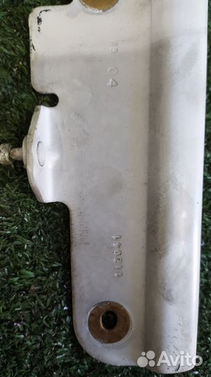 Петли капота пара Ford Explorer 3 4 2004