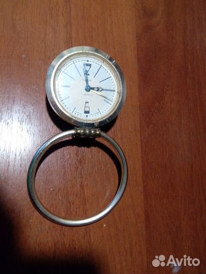 Часы будильник СССР