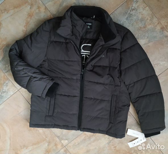 Пуховик новый оригинальный