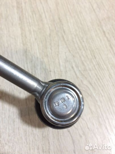 Стойка заднего стабилизатора Шкода Фольксваген VAG