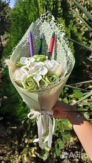 Букет из 7, 51, 101 розы к 1 сентября