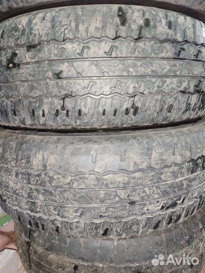 Bridgestone Dueler A/T 265/65 R17