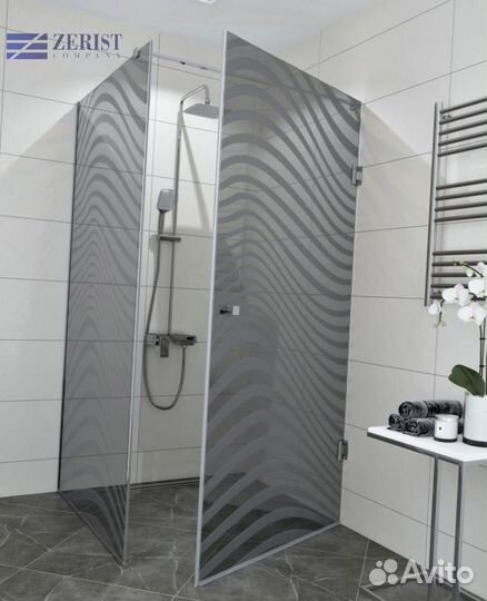 Стеклянная душевая на заказ