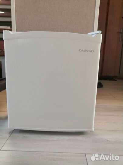 Мини барный холодильник