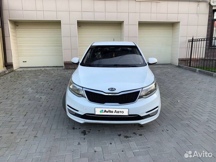 Kia Rio 1.4 AT, 2015, 230 000 км