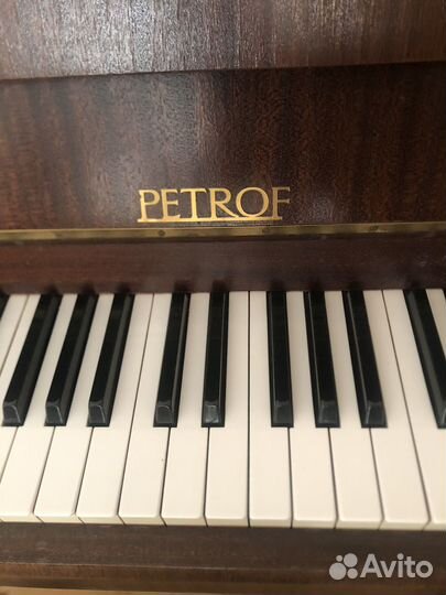 Пианино petrof