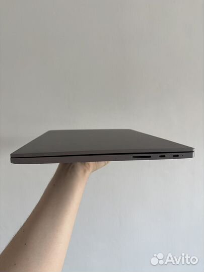 Xiaomi mi notebook pro 15.6 I5 8/256 gtx 1050