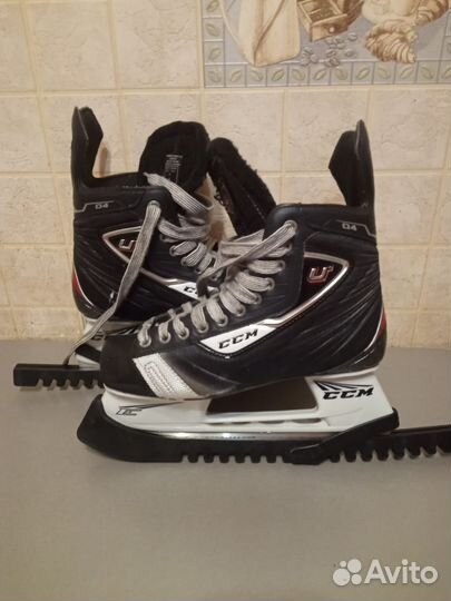 Коньки хоккейные ccm