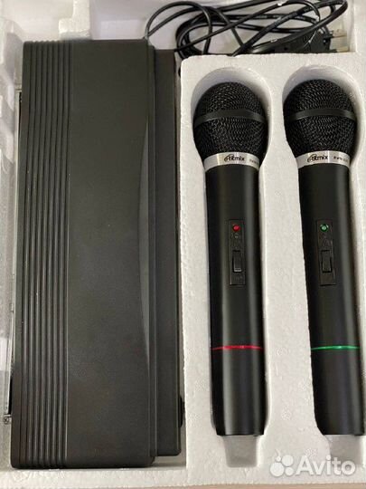 Беспроводная микрофонная система караоке RWM-220