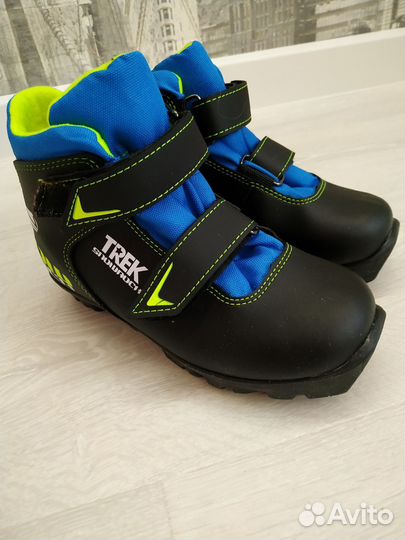 Лыжные ботинки trek 33 размер