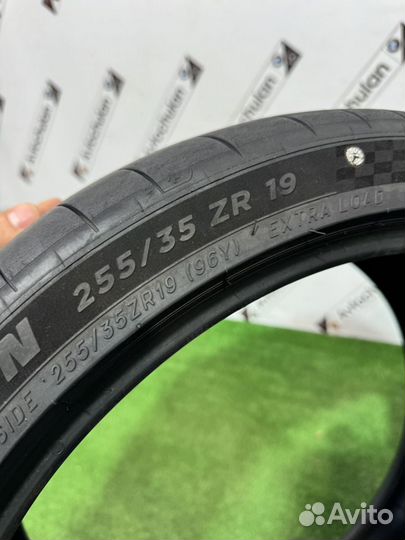 Michelin Pilot Sport 4 S 255/35 R19 96Y