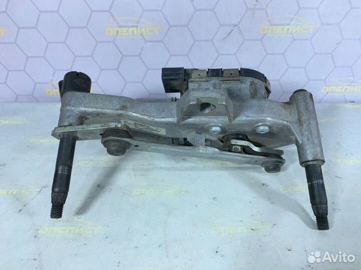 Трапеция стеклоочистителя передняя правая Mercedes