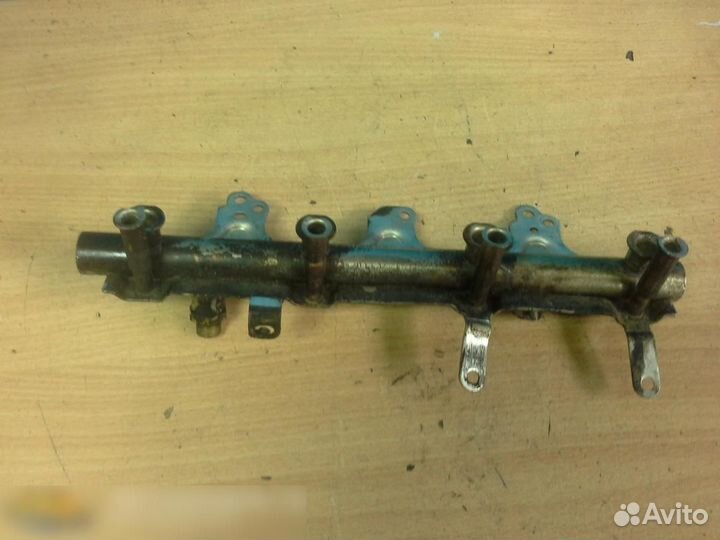 Рейка топливная (рампа) Audi A4 B8 2007-2015