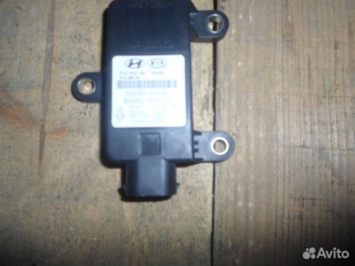 Датчик курсовой устойчивости Kia Rio 2011-2017