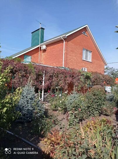 Дом 187 м² на участке 8 сот.