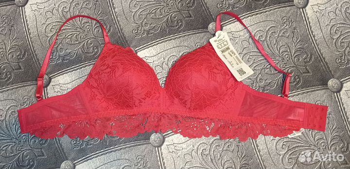 Бюстгальтер 75В,80С70D,80E,75E,75D Hunkemoller