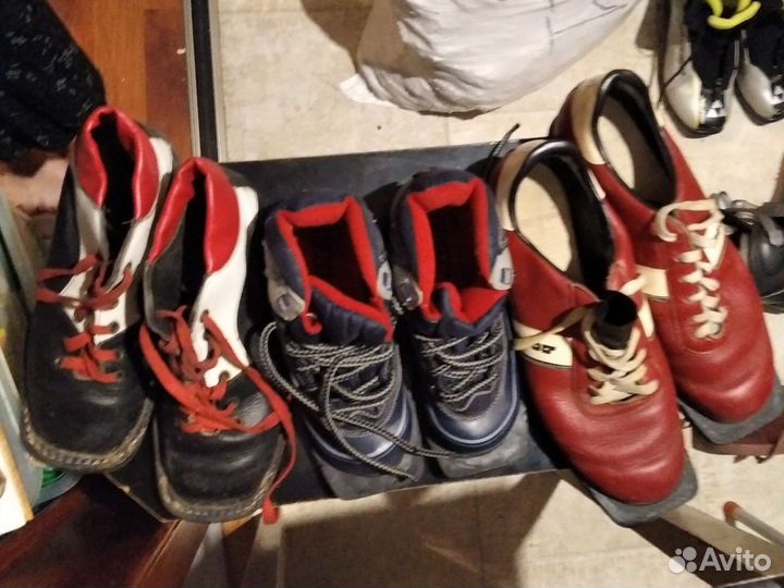 4 пары Ботинки к беговым лыжам 32, 36, 37, 43 р