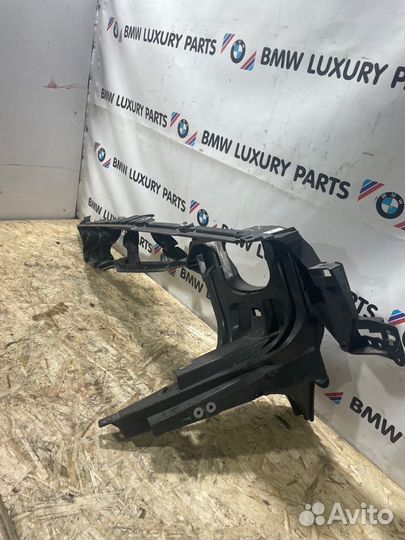 Кронштейн крыла правый Bmw Х6 3.0 N55B30 2011