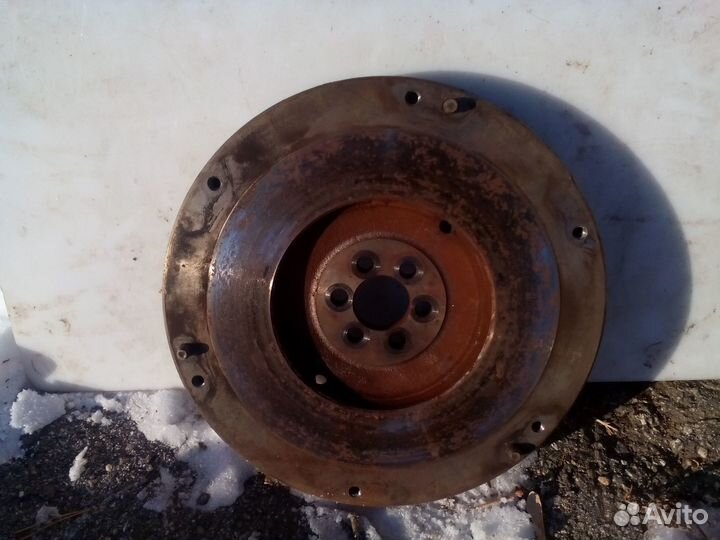 Моховик авенсис т 220