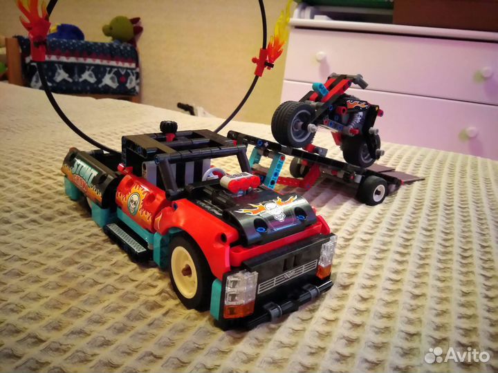 Lego Technic 42106 Шоу Трюков